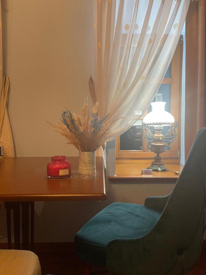 Εννεα Μουσεσ Παραδοσιακός Ξενώνας Velventós Buitenkant foto